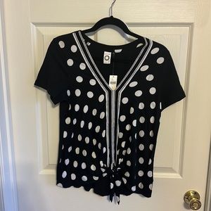 NWT Anthropologie top, tie at bottom, Polka dot. Short sleeve
